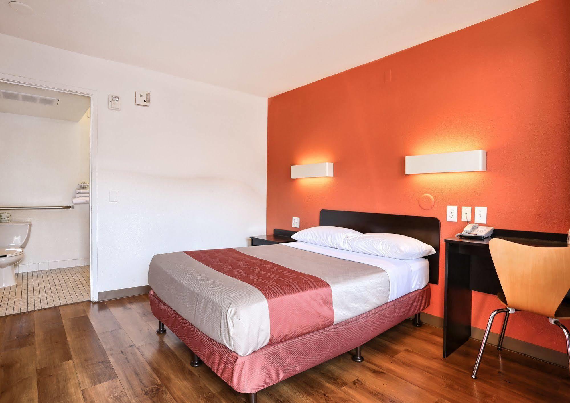 וולנט קריק Park Inn By Radisson מראה חיצוני תמונה