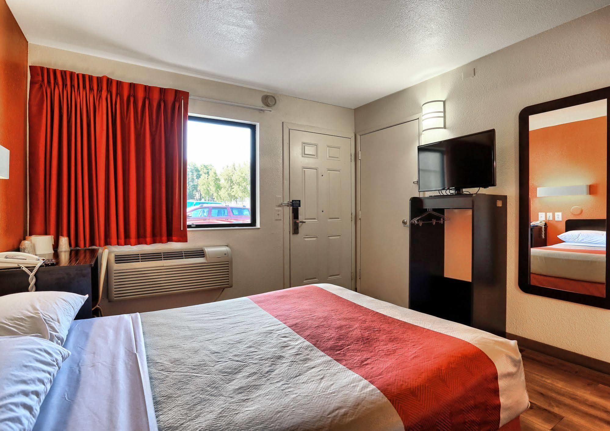 וולנט קריק Park Inn By Radisson מראה חיצוני תמונה