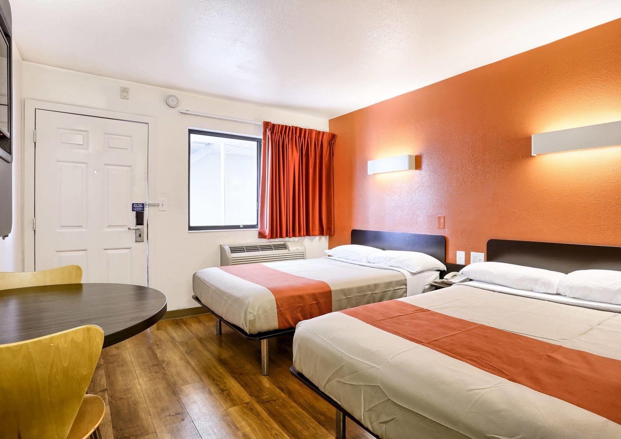 וולנט קריק Park Inn By Radisson מראה חיצוני תמונה