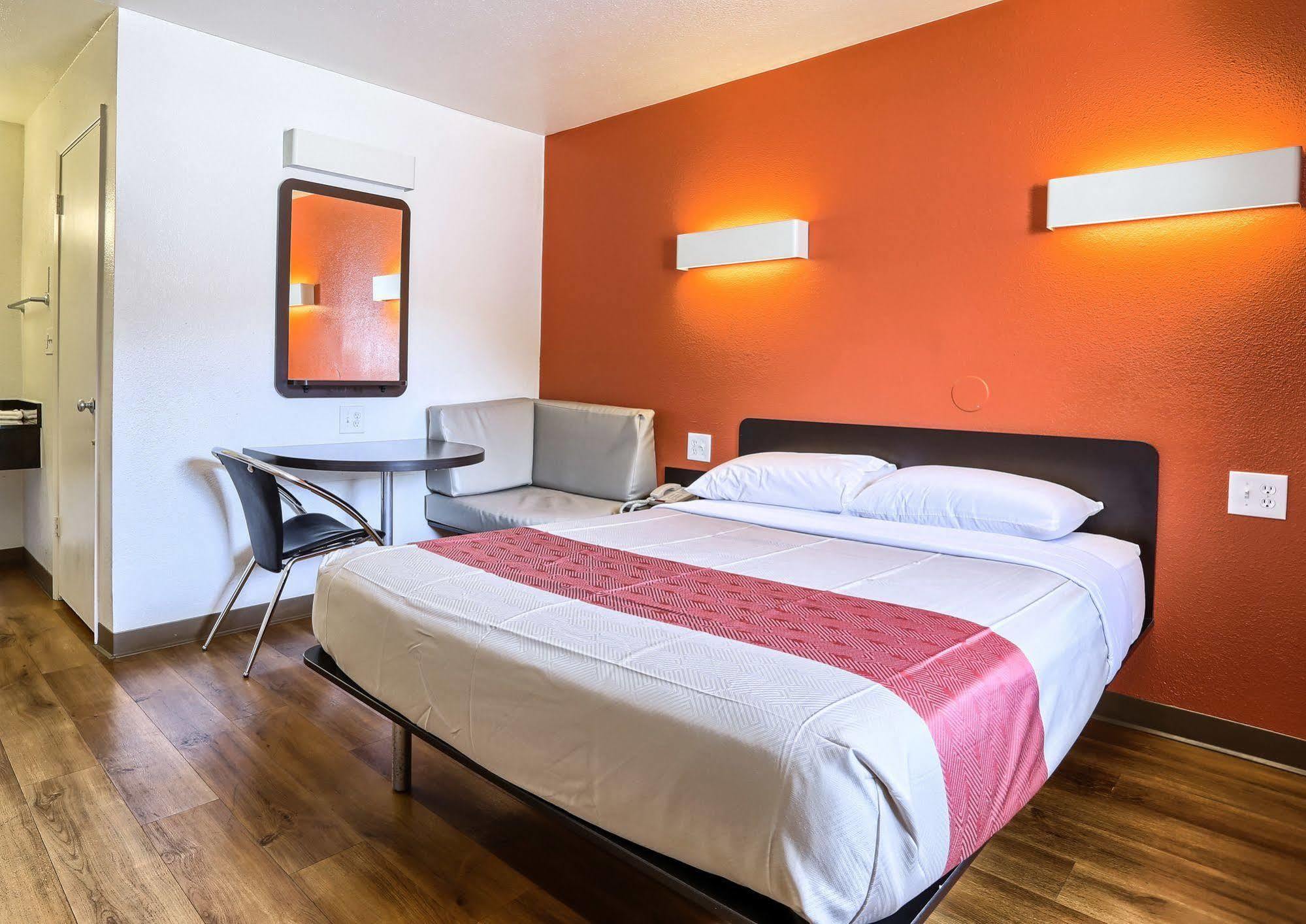 וולנט קריק Park Inn By Radisson מראה חיצוני תמונה
