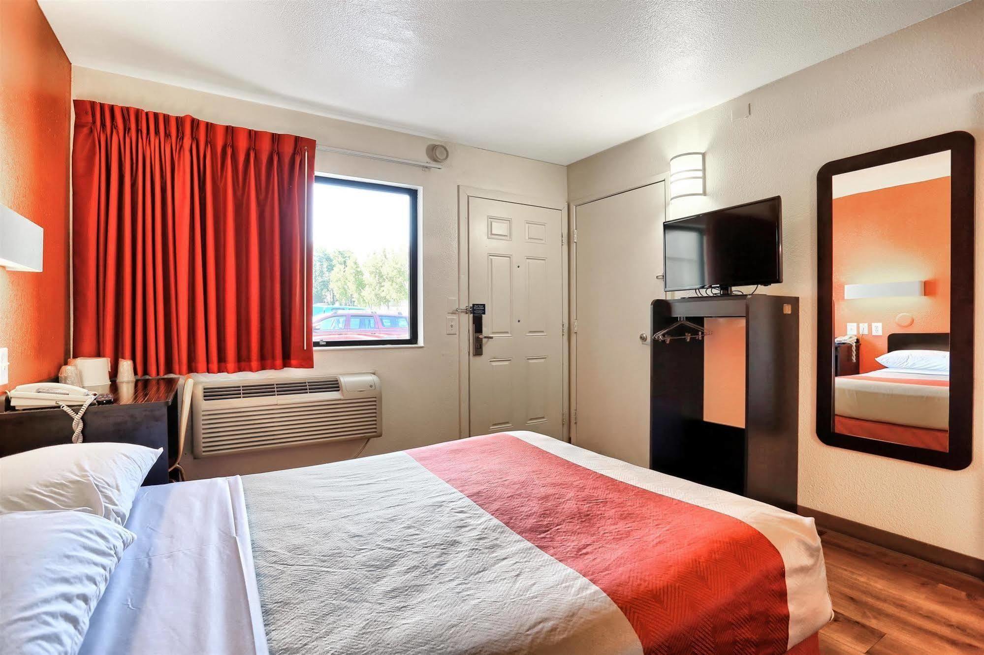 וולנט קריק Park Inn By Radisson מראה חיצוני תמונה